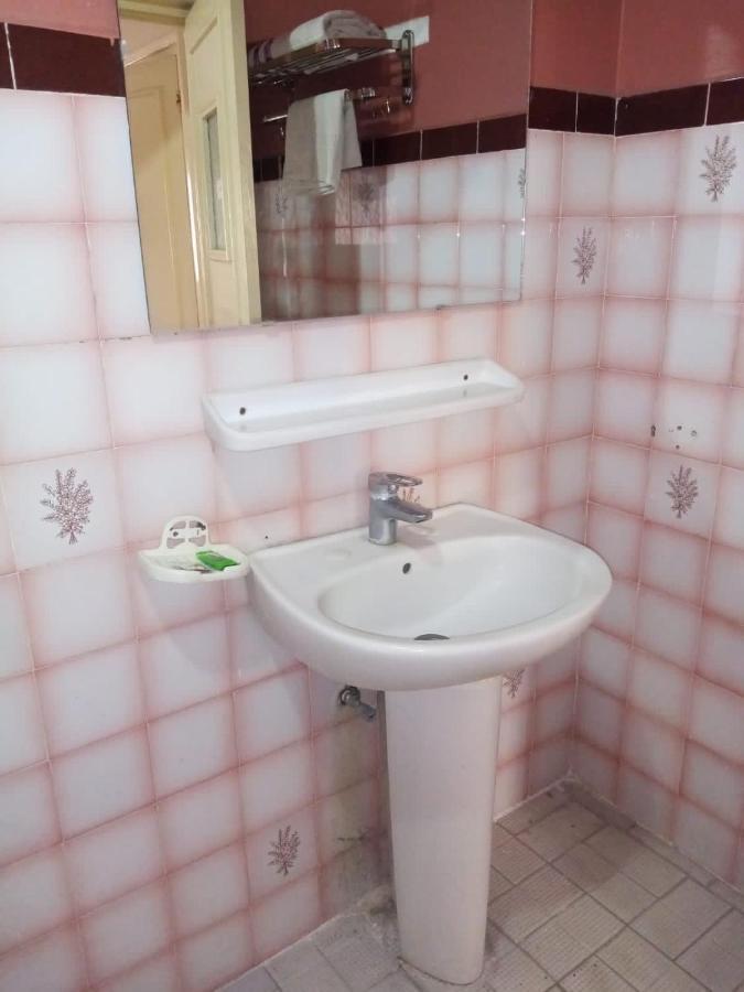 Hotel Aswan Oujda Eksteriør bilde