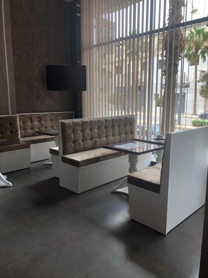 Hotel Aswan Oujda Eksteriør bilde